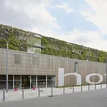Centre Grand Palais 3* ליל