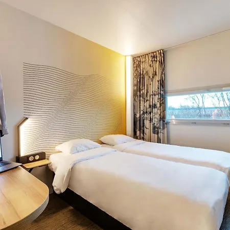 B&B Hotel Lille Centre Grand Palais Hotel 3*