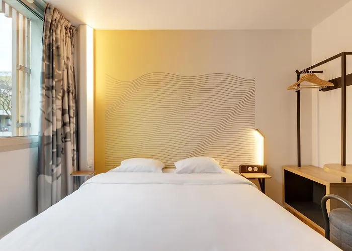 Centre Grand Palais 3*