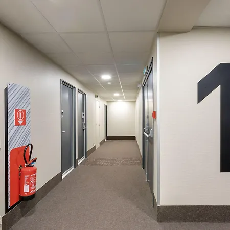 B&B Hotel Lille Centre Grand Palais 3*