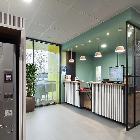 Otel Centre Grand Palais Lille