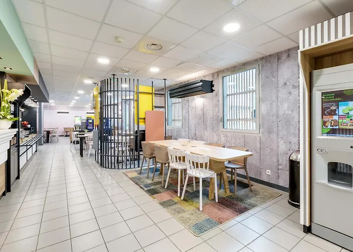 B&B Hotel Lille Centre Grand Palais