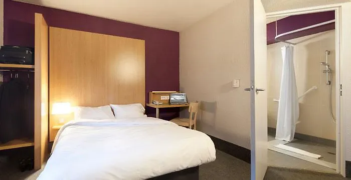 B&B Hotel Lille Centre Grand Palais Hotel