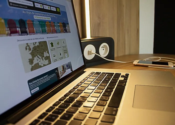 Hotel B&B Hotel Lille Centre Grand Palais 3*